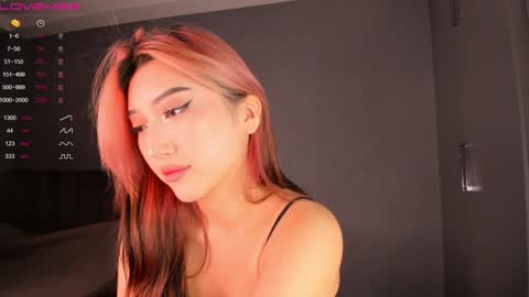 minnie_jin online show from December 12, 11:29 am