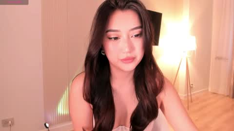 minnie_jin online show from May 27, 12:35 pm