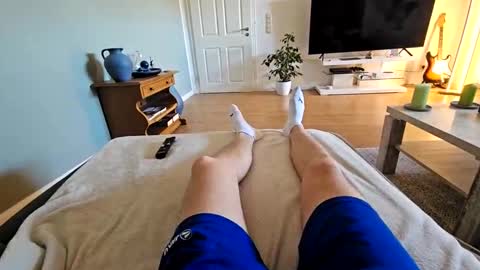 Jesse J. online show from November 22, 11:31 am