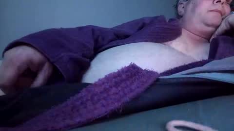 Snapshot of minos60200 chatting on December 7, 8:49 pm Stephano online show from December 7, 8:49 pm