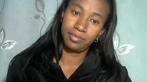 Snapshot of minouch211907 chatting on April 3, 11:36 pm minouch211907 online show from April 3, 11:36 pm