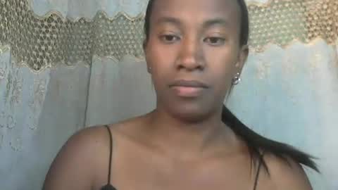 minouch211907 online show from June 30, 11:33 am