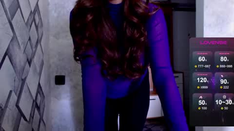 Snapshot of minty_dazee chatting on June 19, 7:34 am Dasha online show from June 19, 7:34 am