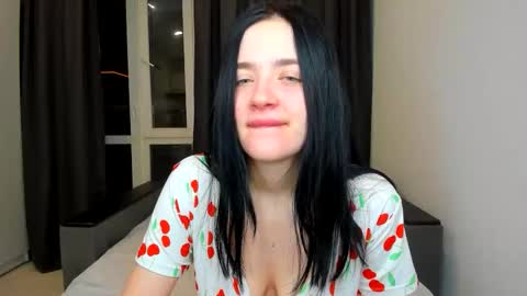 Snapshot of minx_nightcityx chatting on January 19, 1:26 pm Minx NightCityX online show from January 19, 1:26 pm