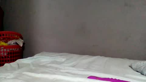 Snapshot of miorasexy chatting on February 12, 7:58 am miorasexy online show from February 12, 7:58 am