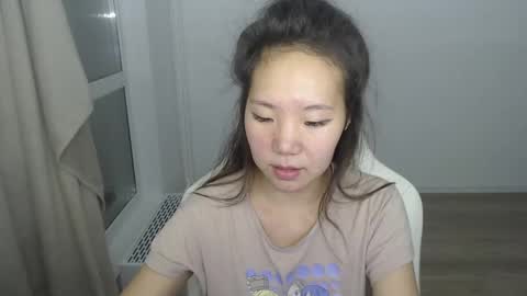 mira_g online show from March 6, 4:28 pm