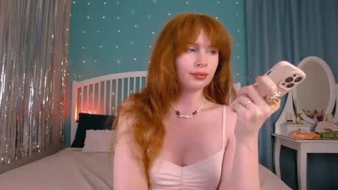 Snapshot of mira_glace chatting on May 19, 2:12 pm Mira3 online show from May 19, 2:12 pm