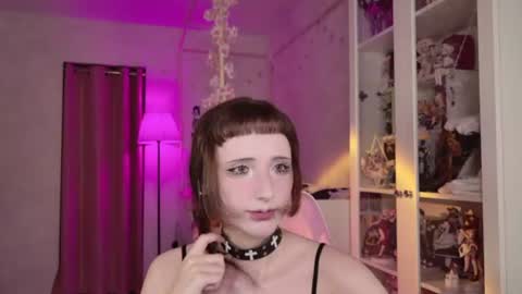 Mira online show from June 21, 3:14 pm