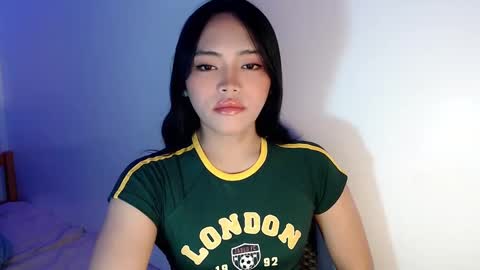 Snapshot of mira_luna222 chatting on December 26, 12:36 am Mira Bella online show from December 26, 12:36 am