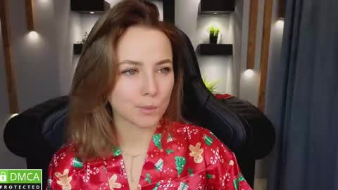 Mira online show from December 21, 1:26 am