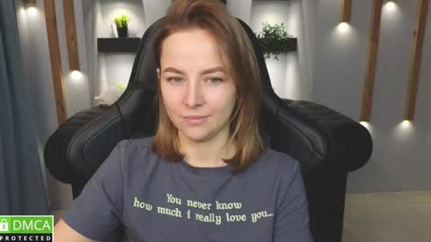 Mira online show from December 25, 11:22 am