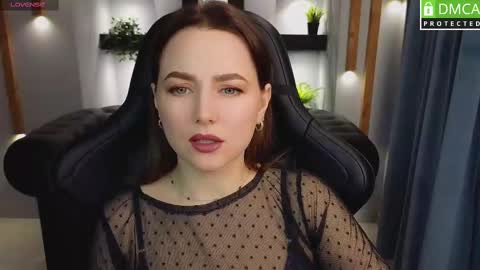 Mira online show from March 7, 2:04 am