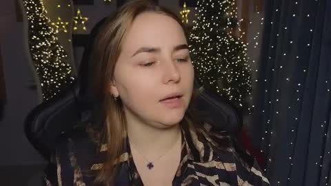 Snapshot of mira_mermayd chatting on January 7, 8:06 am Mira online show from January 7, 8:06 am