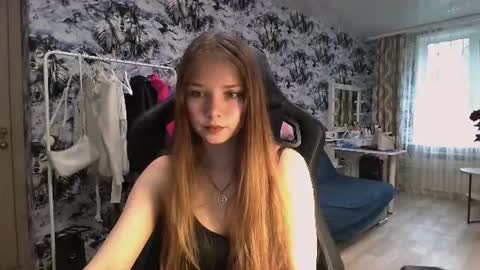 Snapshot of mira_princess chatting on July 10, 11:35 am MIRAcle online show from July 10, 11:35 am
