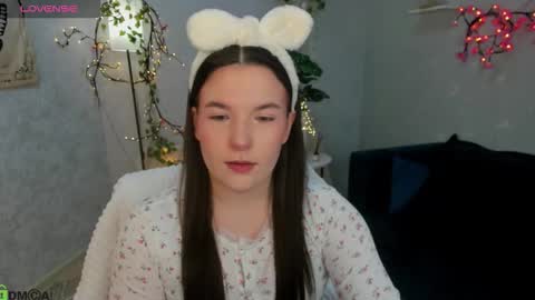 Mira online show from January 17, 3:22 am