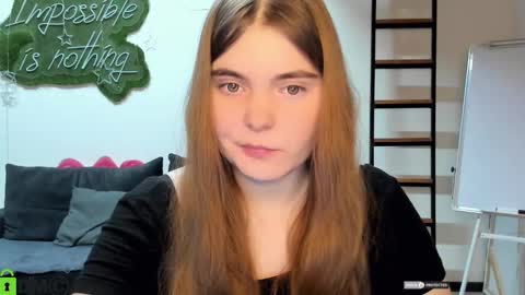 miraa_bloom online show from March 1, 2:19 pm