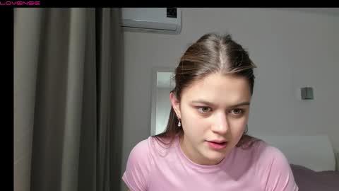 Mira online show from November 2, 7:16 pm