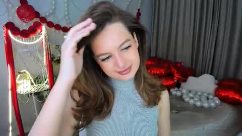 Snapshot of miraclecurly chatting on March 6, 7:21 pm Emma online show from March 6, 7:21 pm