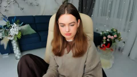 Snapshot of miraclecurly chatting on April 27, 4:16 pm Emma online show from April 27, 4:16 pm