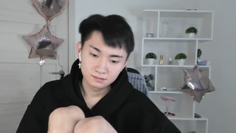              online show from December 6, 12:05 pm