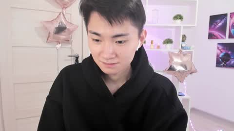              online show from December 8, 11:19 pm