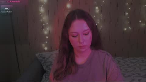 Kira online show from January 31, 4:48 pm