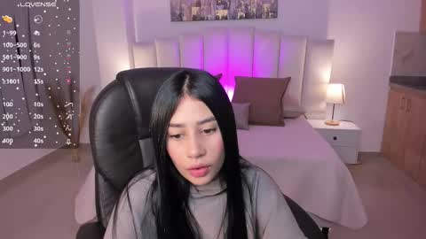 miranda_crawfor online show from September 20, 12:17 pm