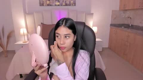 miranda_crawfor online show from September 21, 12:07 pm