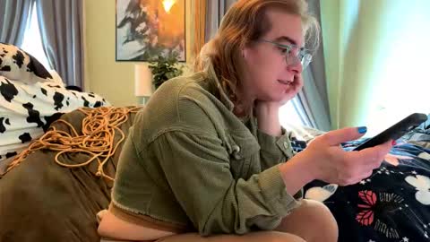 Snapshot of miranda_flowers chatting on February 27, 7:03 pm Miranda Flowers online show from February 27, 7:03 pm