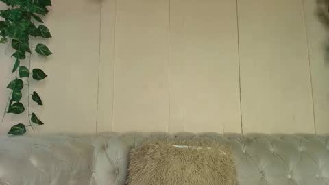 Miranda online show from March 11, 1:06 pm