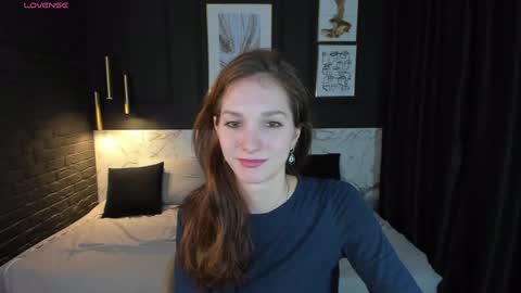 Snapshot of mirandaglow chatting on January 28, 5:54 am Miranda online show from January 28, 5:54 am