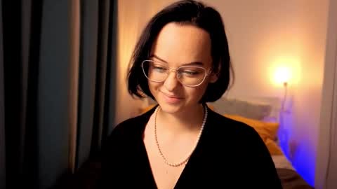 MiraSkyy online show from September 26, 3:49 pm