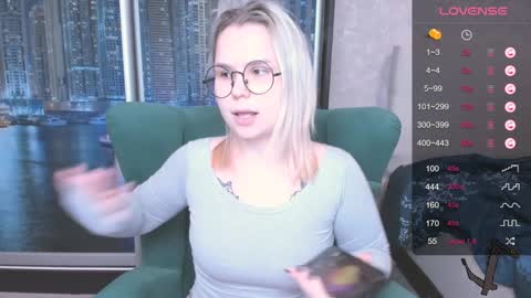 Kira online show from December 13, 7:43 pm