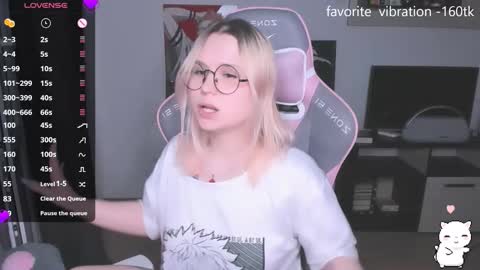 Kira online show from September 9, 6:40 pm