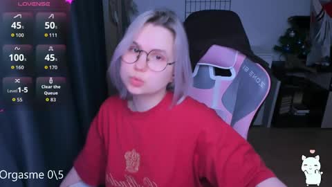 Kira online show from March 23, 6:34 pm