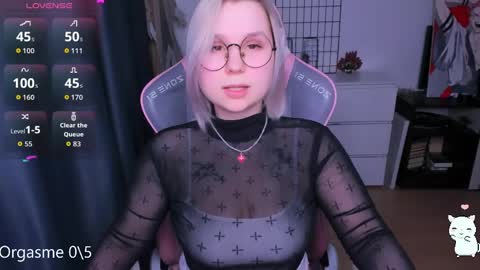 Kira online show from April 14, 6:36 pm