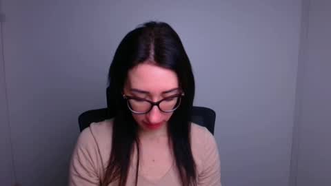 Mariam online show from December 5, 6:22 am