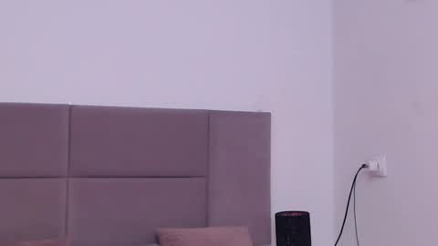 MiryamInes online show from February 5, 4:47 pm