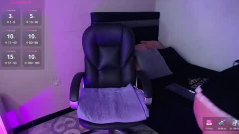 Snapshot of misaaki chatting on November 3, 11:00 am Misaaki online show from November 3, 11:00 am