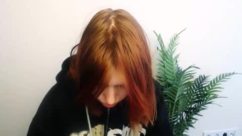 misaki_chan_ online show from January 19, 7:23 am