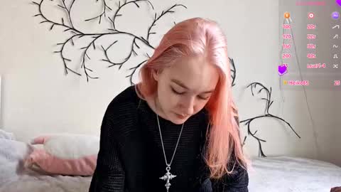 MisaMew online show from February 7, 9:13 am