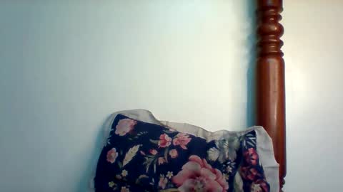 miss440 online show from December 3, 1:57 am