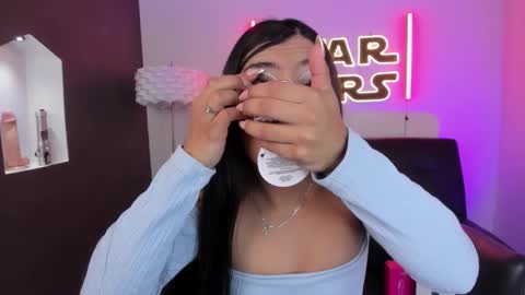 Allison online show from February 24, 11:08 am