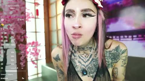 miss___angel online show from November 13, 6:18 pm