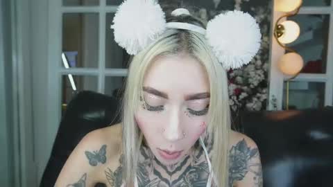 miss___angel online show from February 2, 11:09 am