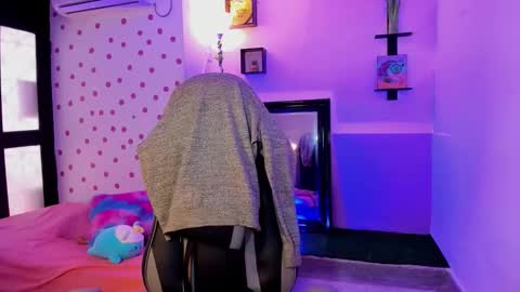 Akemi 3 online show from September 11, 2:06 pm