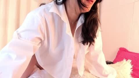 Snapshot of miss_alhy chatting on April 7, 2:06 pm online show from April 7, 2:06 pm