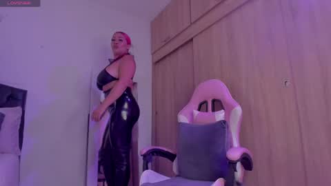 A M A R A N T H A online show from April 13, 12:10 pm