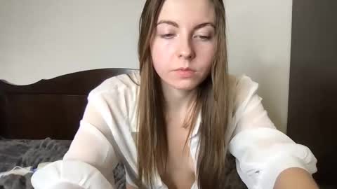 miss angel  online show from February 11, 8:03 pm