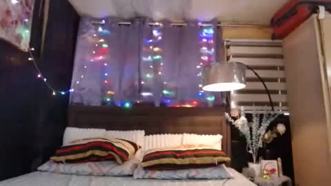 miss angelic15 online show from March 19, 1:42 am